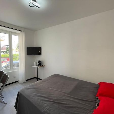 Studio A2 18M2 Cosy 5Minutes Gare Parking Gratuit Rue De La Mure Роан Экстерьер фото