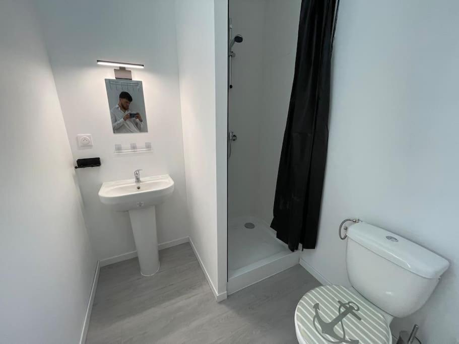Studio A2 18M2 Cosy 5Minutes Gare Parking Gratuit Rue De La Mure Роан Экстерьер фото
