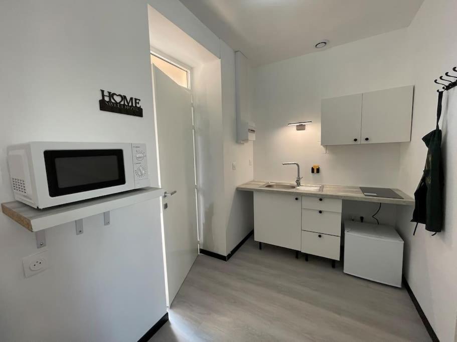 Studio A2 18M2 Cosy 5Minutes Gare Parking Gratuit Rue De La Mure Роан Экстерьер фото